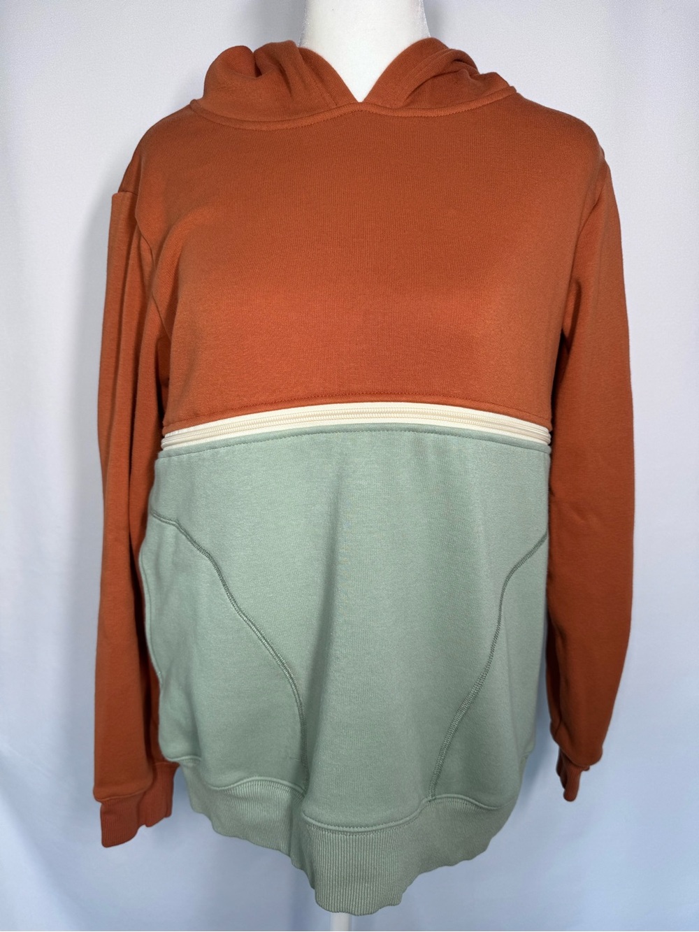 Latched Mama Trailblazer Nursing Hoodie Size S Colorblock Rust Sage